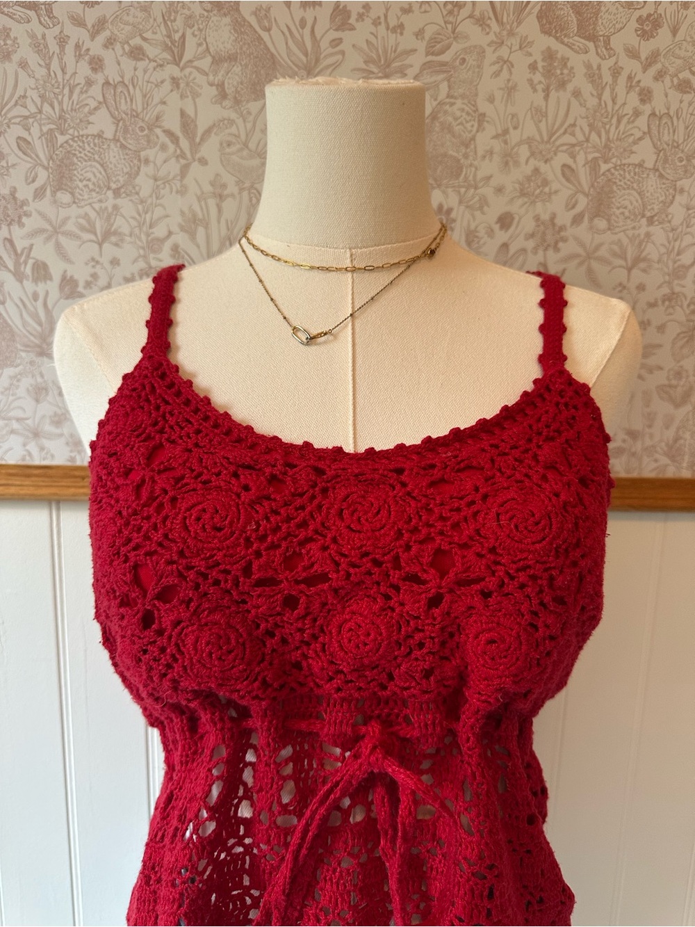 Vintage Red Crochet Rose Camisole Top – Size M/M - Picture 3 of 7